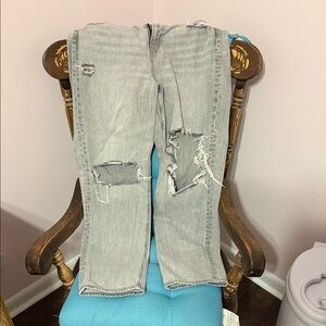 American Eagle Highest Rise 90’s Boyfriend Jean